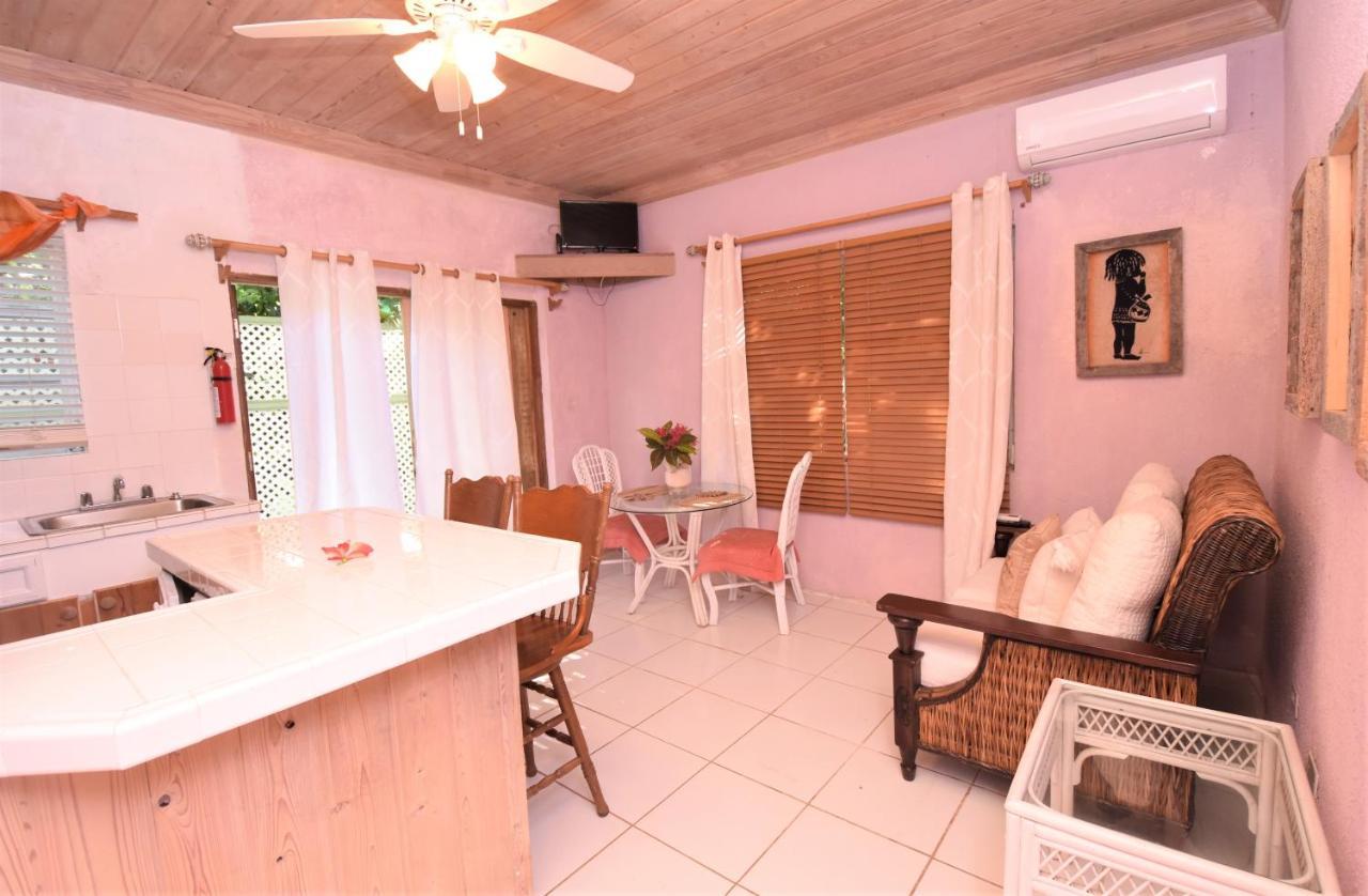 The Sugar Apple Lodging Dunmore Town エクステリア 写真