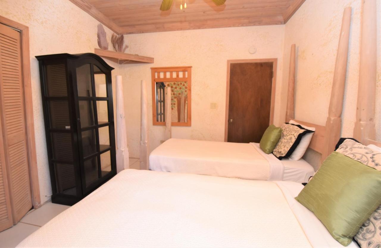 The Sugar Apple Lodging Dunmore Town エクステリア 写真